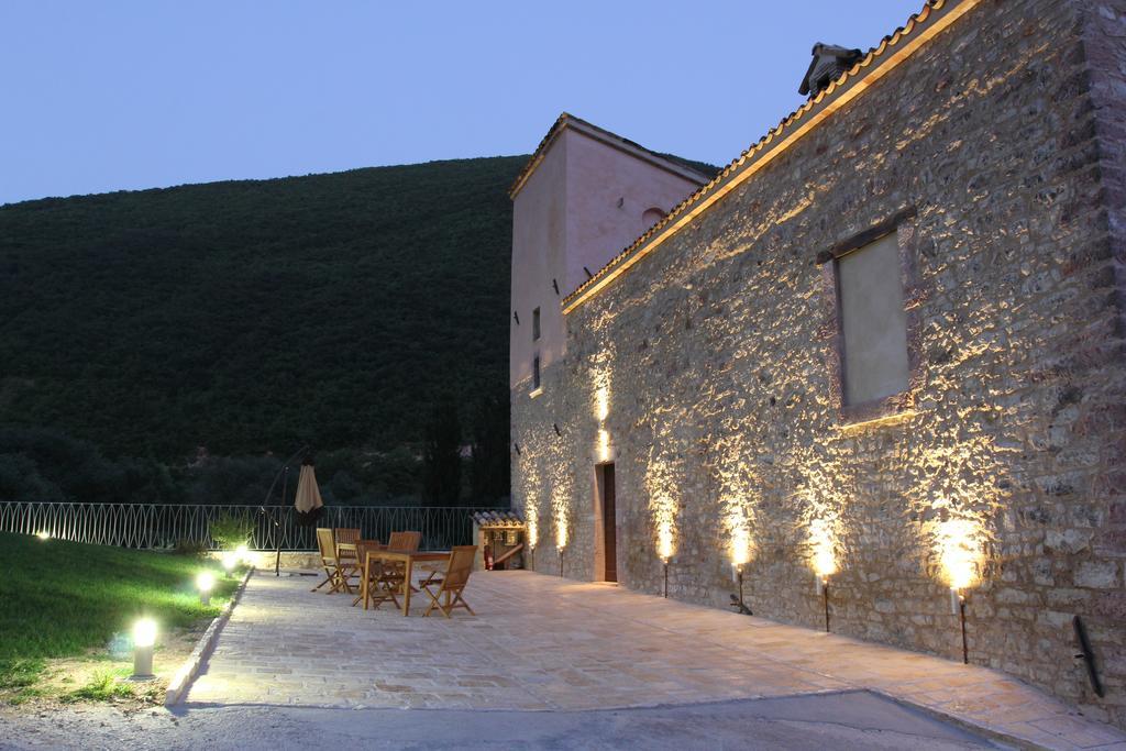 Agriturismo Casale La Palombara Cerreto di Spoleto Экстерьер фото